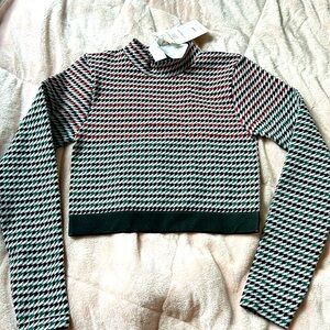 Fabletics compression long sleeve crop top Sz M